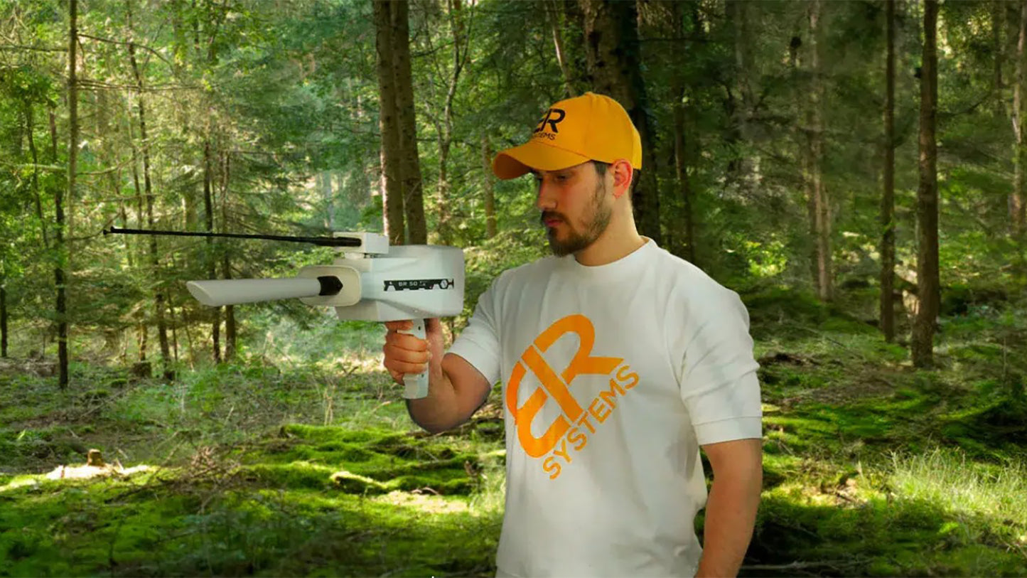 BR SYSTEMS 50 Target Max Gold and Metal Detector