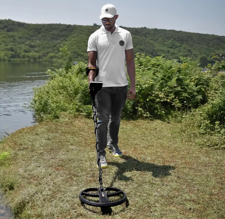 GER Detect UIG Gold Digger Metal Detector with 13" and 18" Coils
