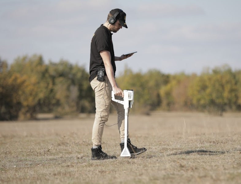 Mega Detection Phoenix (3D Ground Scanner) Professional Metal Detector