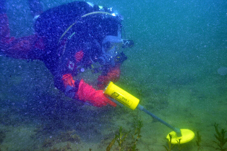 JW Fishers SAR-1 Search & Recovery Underwater Metal Detector
